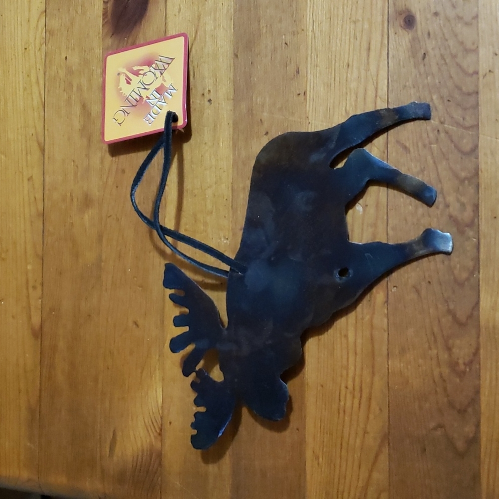 Metal Handmade Moose Wall Ornament 5x5.5" High Quality NWT